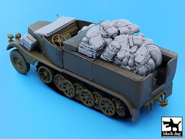 Black Dog 1/35 Sd.Kfz.11 Half-track WWII Stowage & Accessories (AFV ...